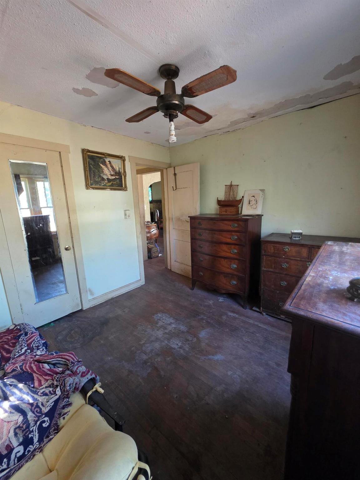 LAKE WORTH TOWN OF - Residential