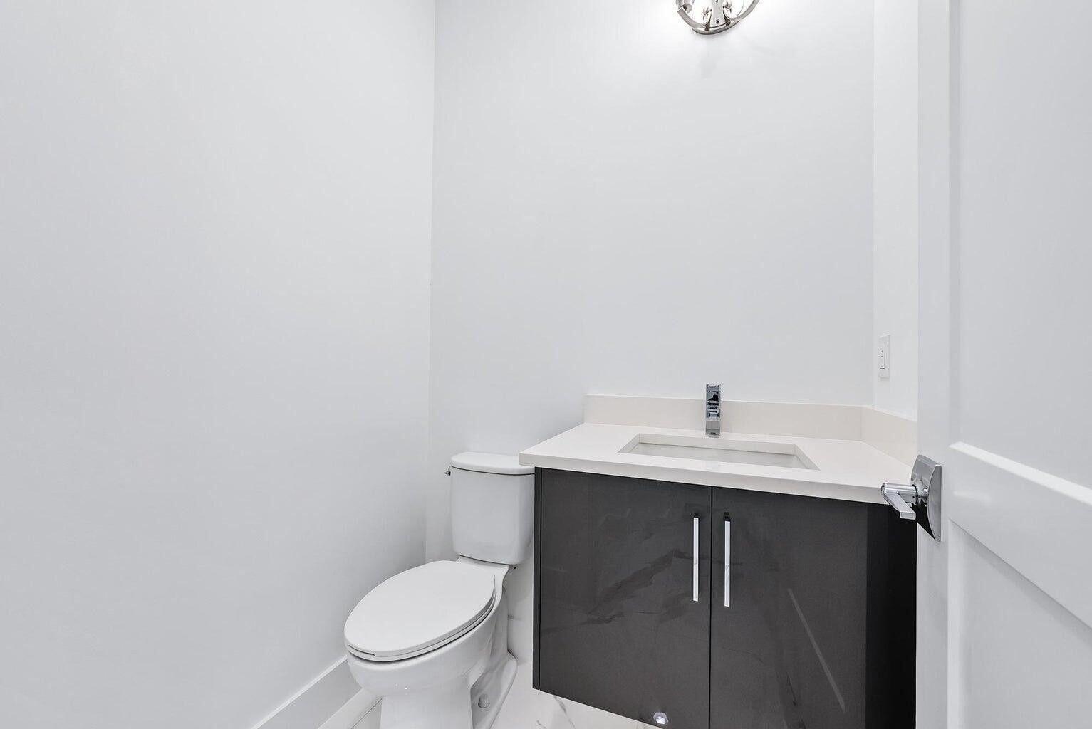 ARTISTRY - Residential Lease