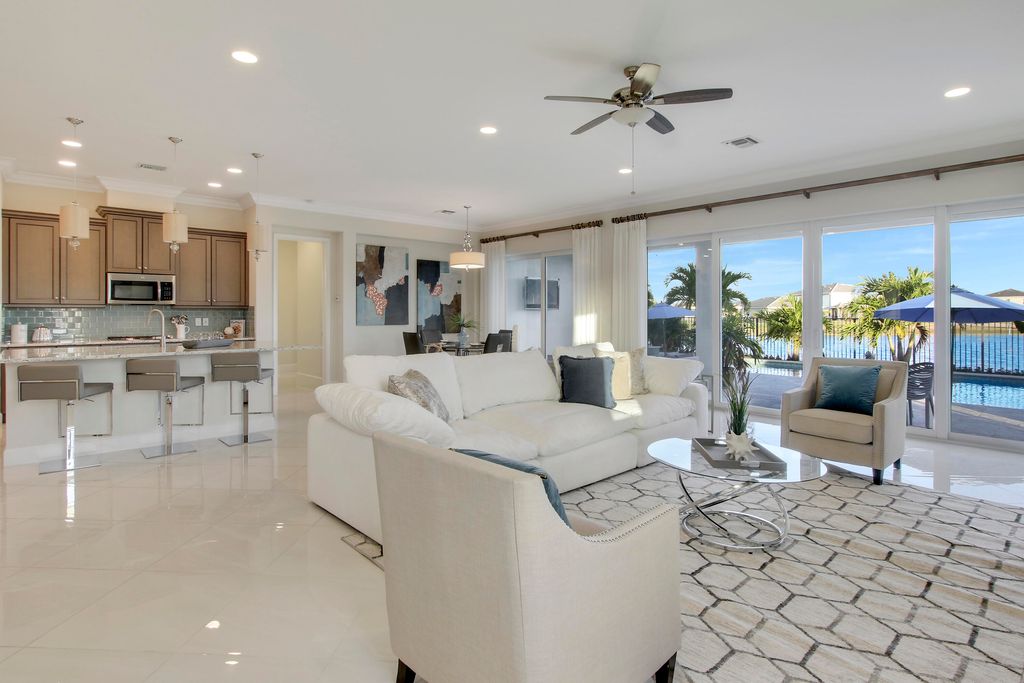 Photo of 5970 Kingfisher Blvd, Westlake, FL 33470 (MLS # R10775416)