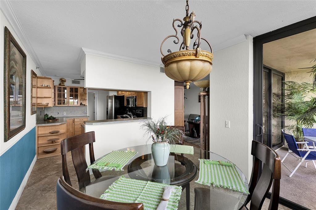 Lake Emerald - Residential