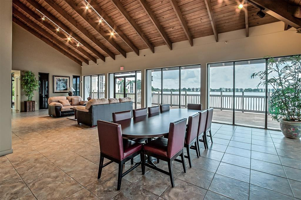 Lake Emerald - Residential