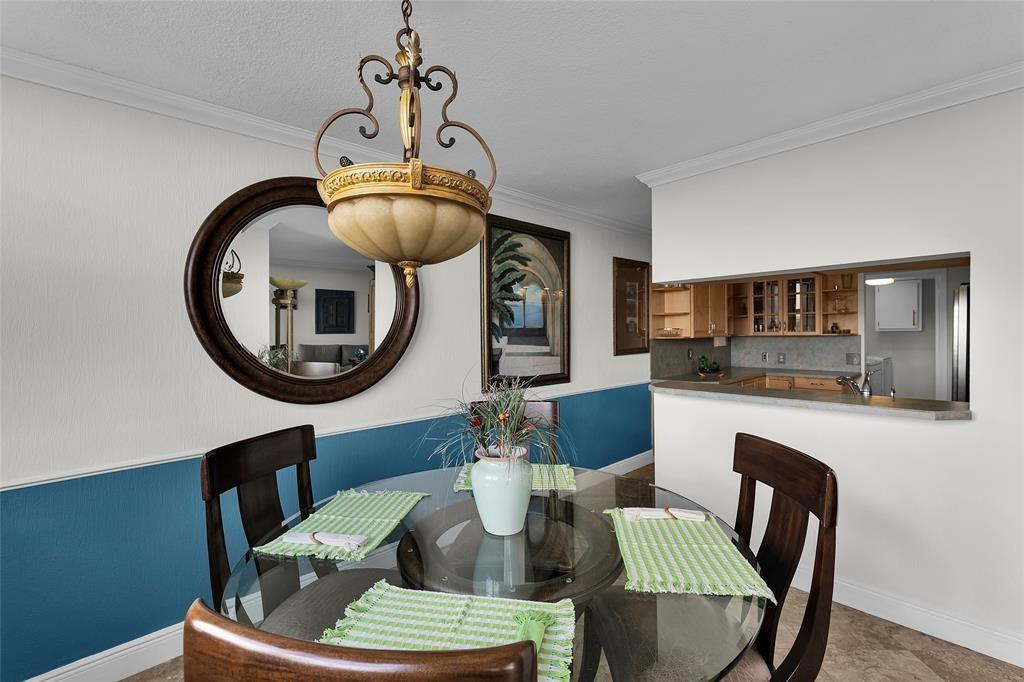 Lake Emerald - Residential