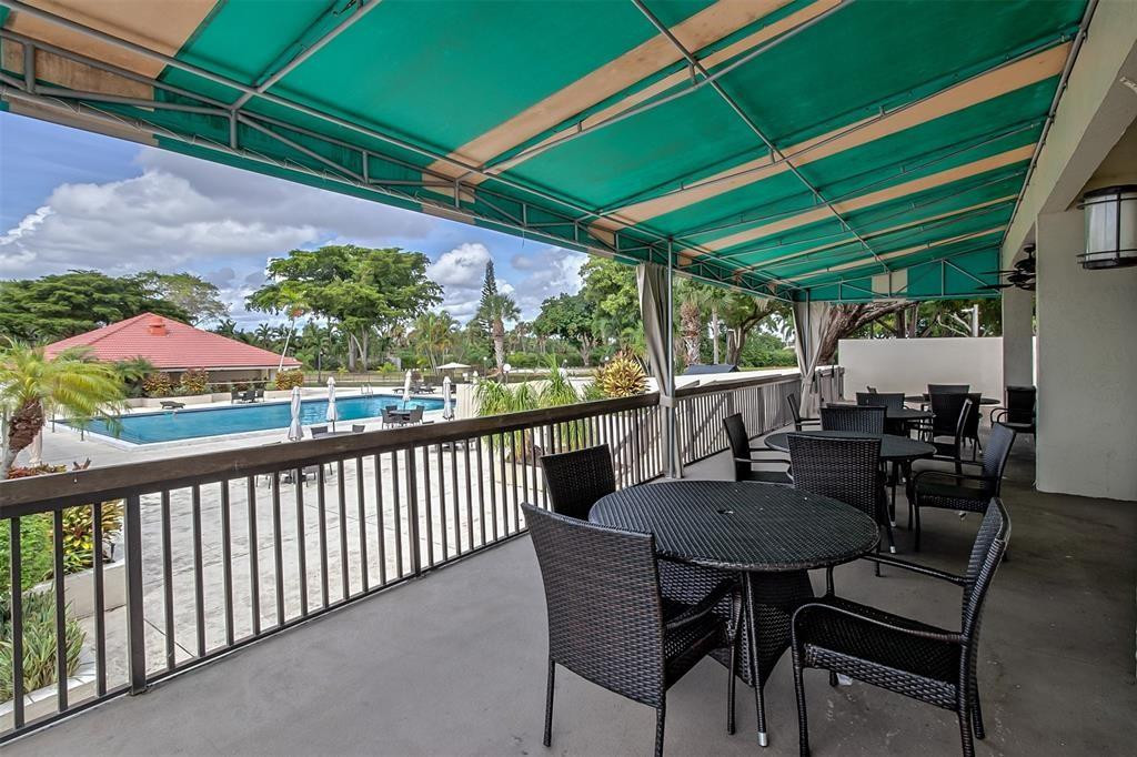 Lake Emerald - Residential