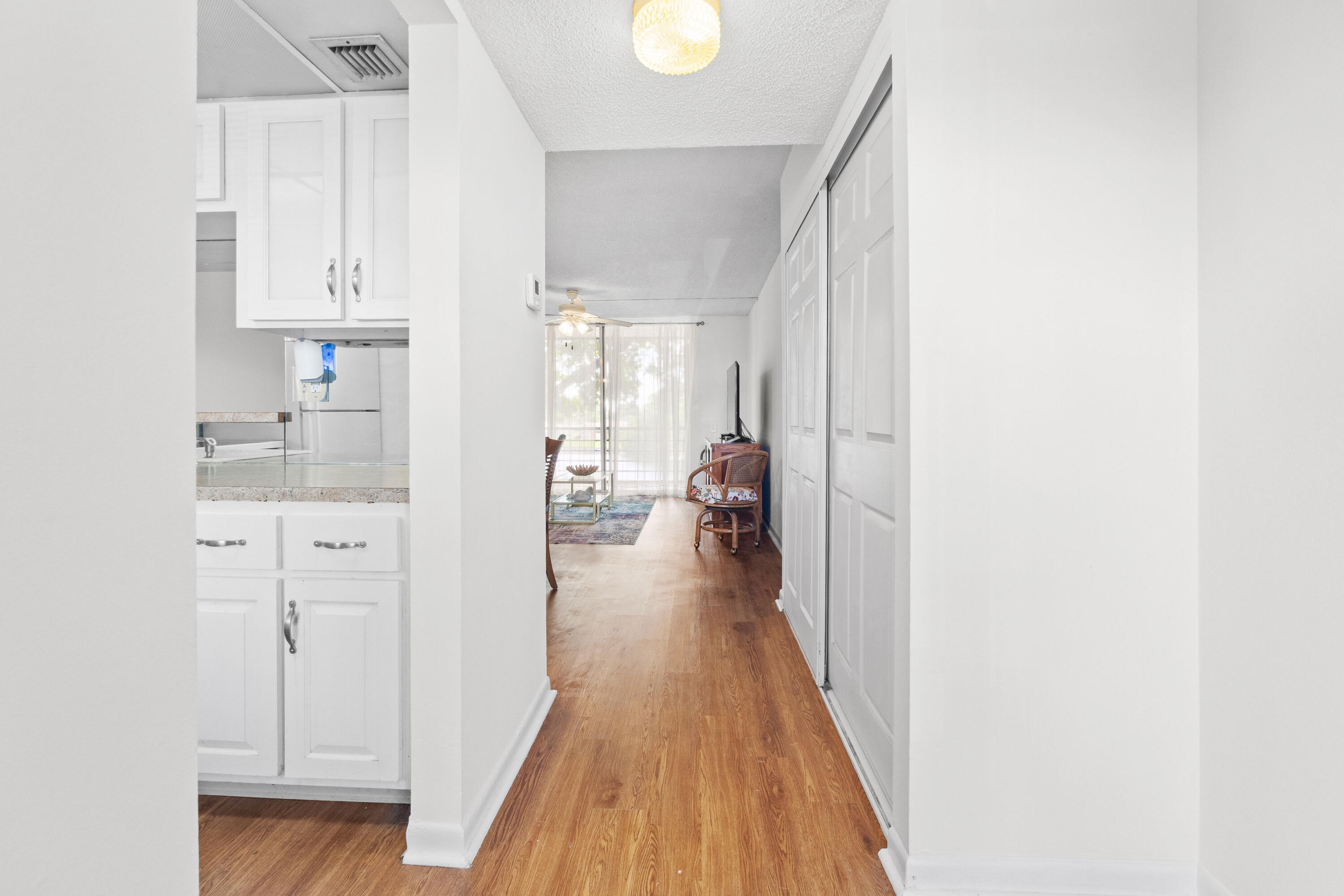 LIME BAY CONDOMINIUM 3 - Residential