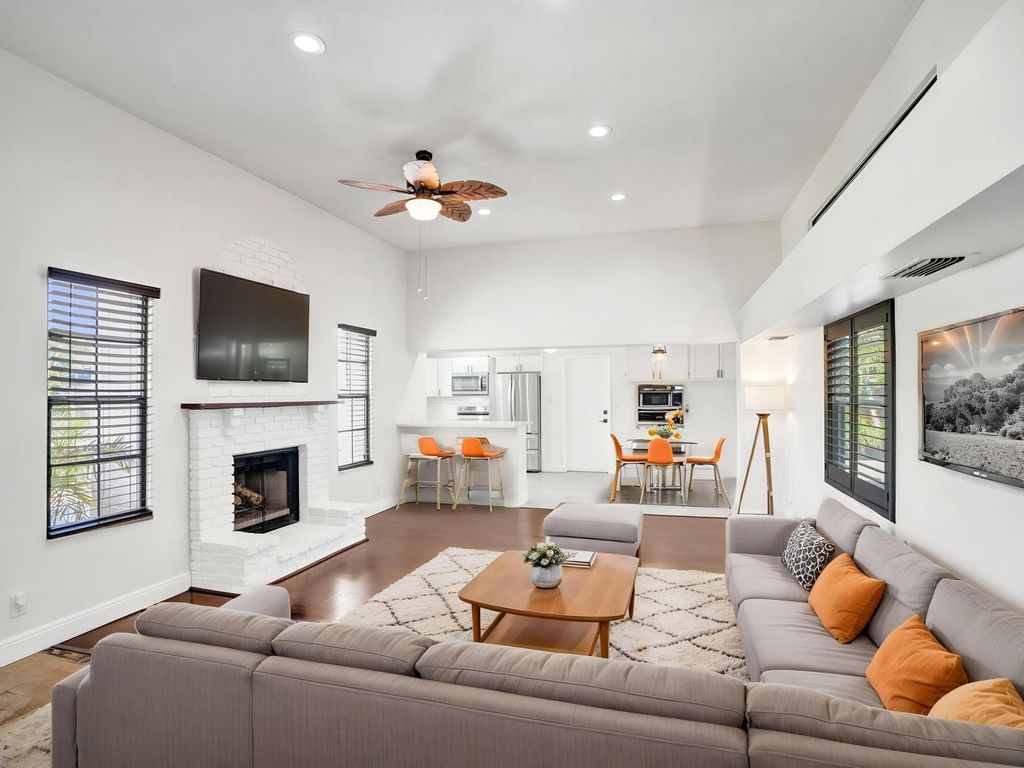 Photo of 1821 NW 43rd Street, Oakland Park, FL 33309 (MLS # B26016848)