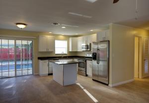 NORTH PALM BEACH VILLAGE OF 4 - Residential Lease