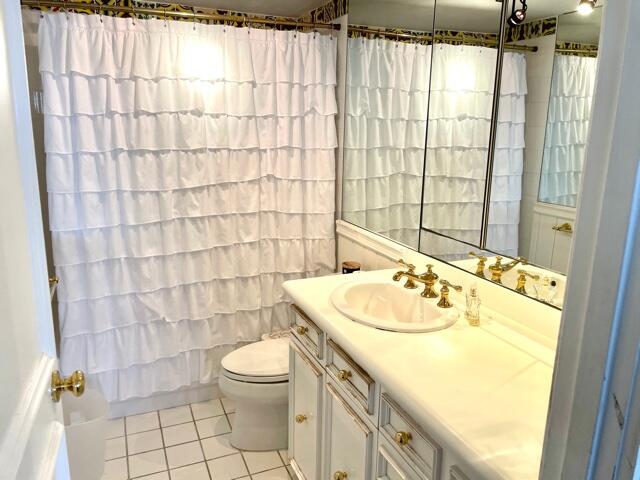 PALM BEACH HOUSE CONDO - Residential Lease