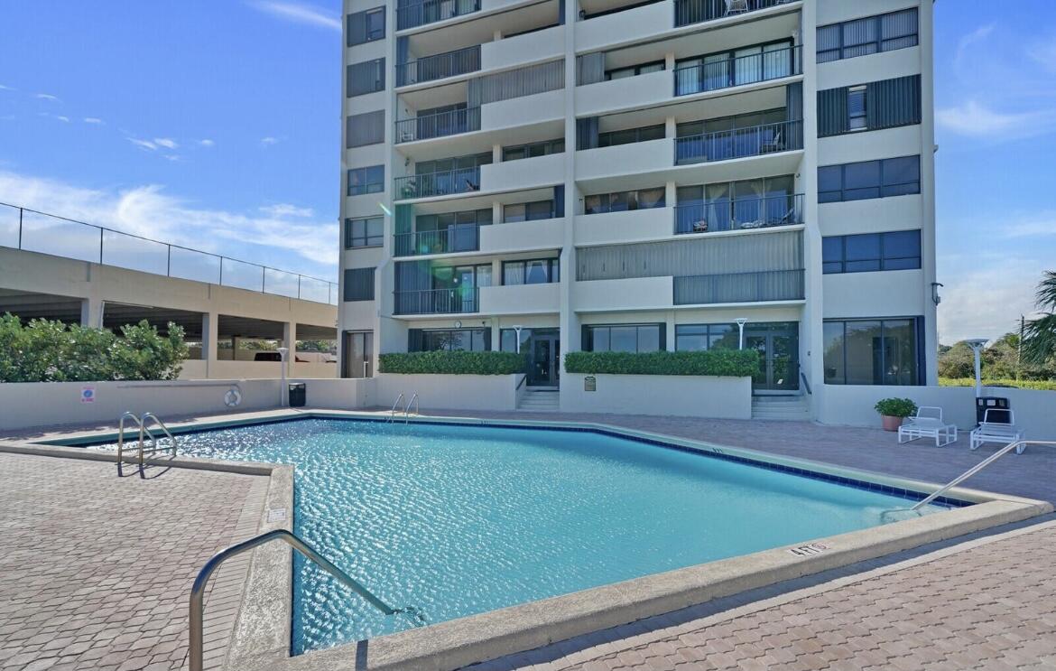 PALM BEACH HOUSE CONDO - Residential Lease