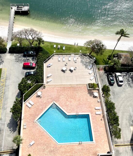 PALM BEACH HOUSE CONDO - Residential Lease