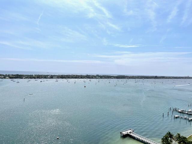 PALM BEACH HOUSE CONDO - Residential Lease