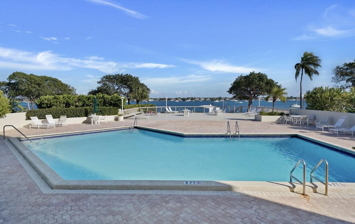 PALM BEACH HOUSE CONDO - Residential Lease