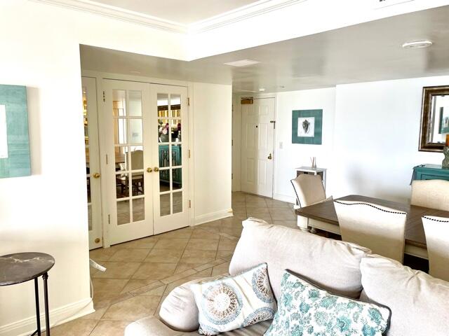 PALM BEACH HOUSE CONDO - Residential Lease