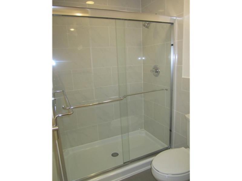 CHATEAULAINE - Residential Lease