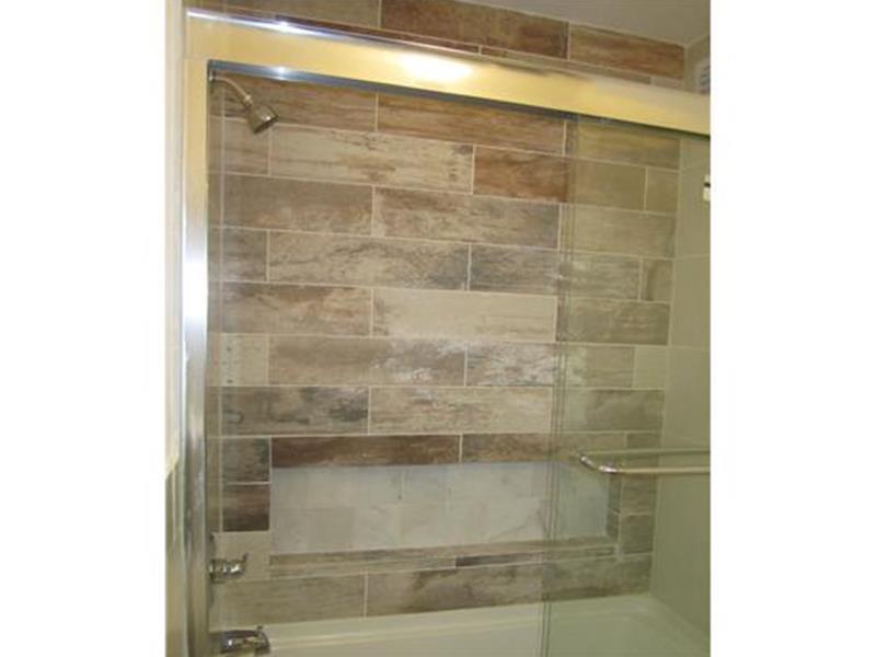 CHATEAULAINE - Residential Lease