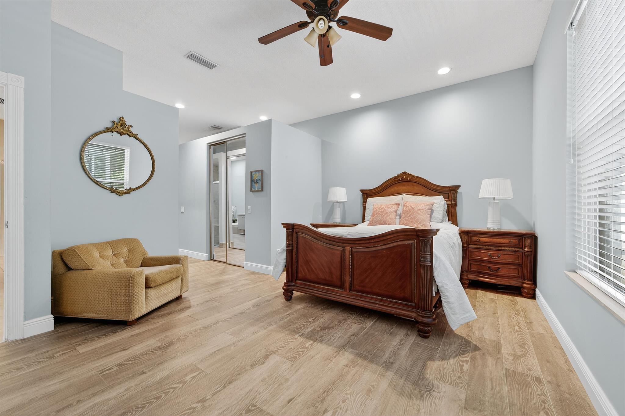 HAMPTONS AT MAPLEWOOD - Residential