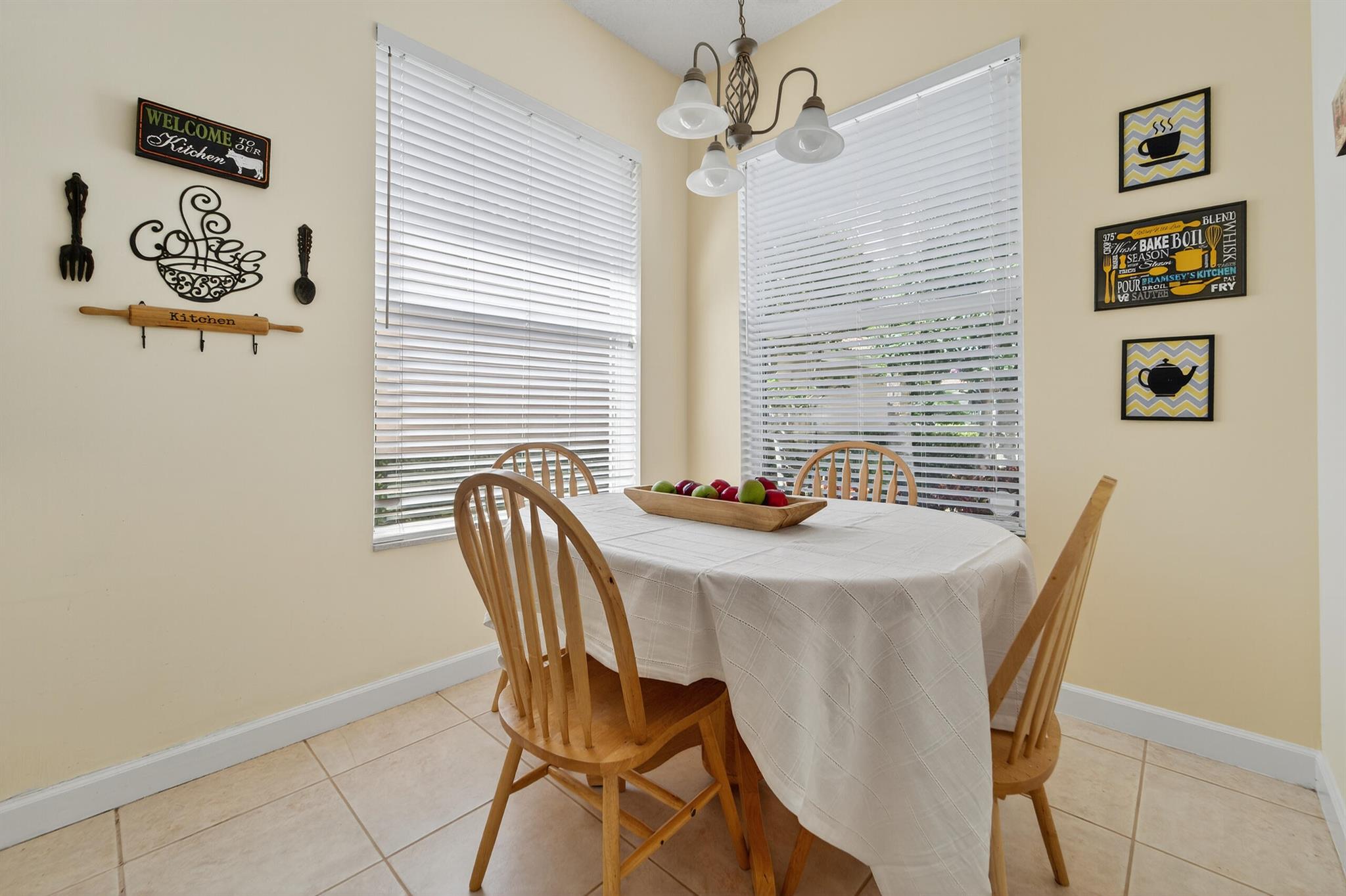 HAMPTONS AT MAPLEWOOD - Residential