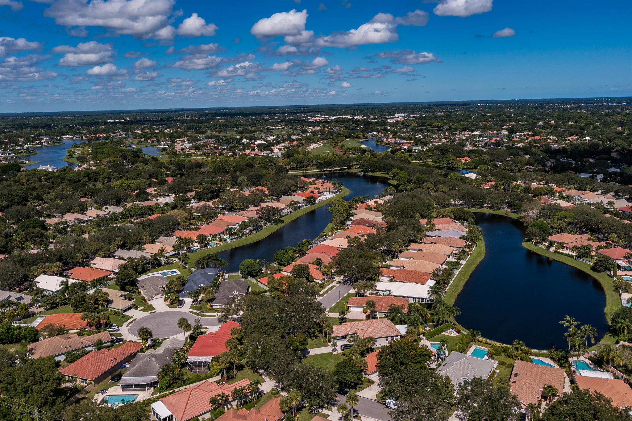 HAMPTONS AT MAPLEWOOD - Residential