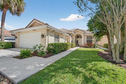 Photo of 162 E Hampton Way, Jupiter, FL 33458 (MLS # R11133160)
