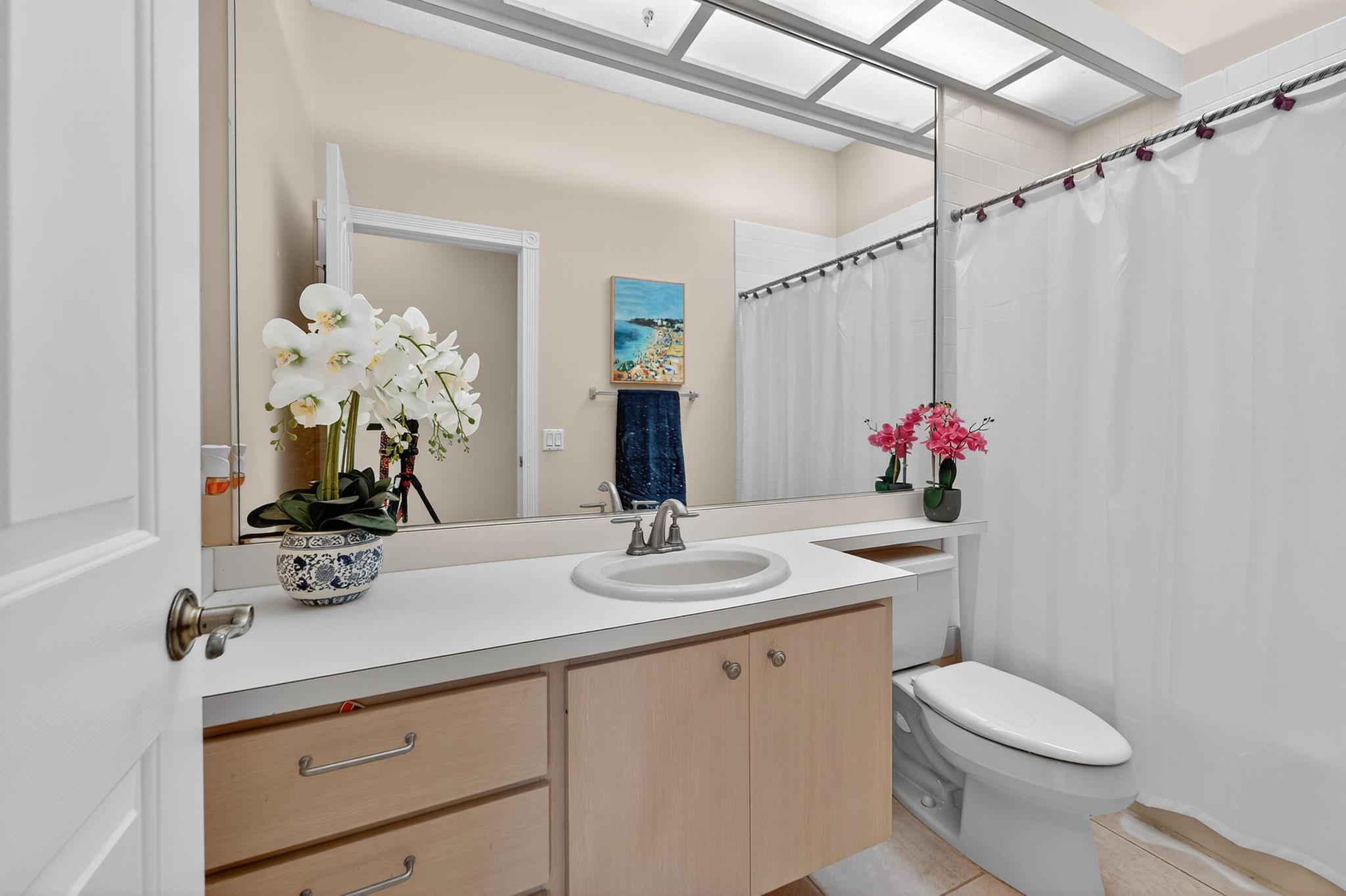 HAMPTONS AT MAPLEWOOD - Residential