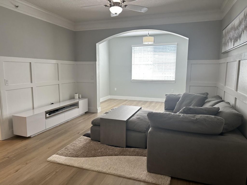 Photo of 8309 Myrtlewood Circle W, Palm Beach Gardens, FL 33418 (MLS # R10991189)