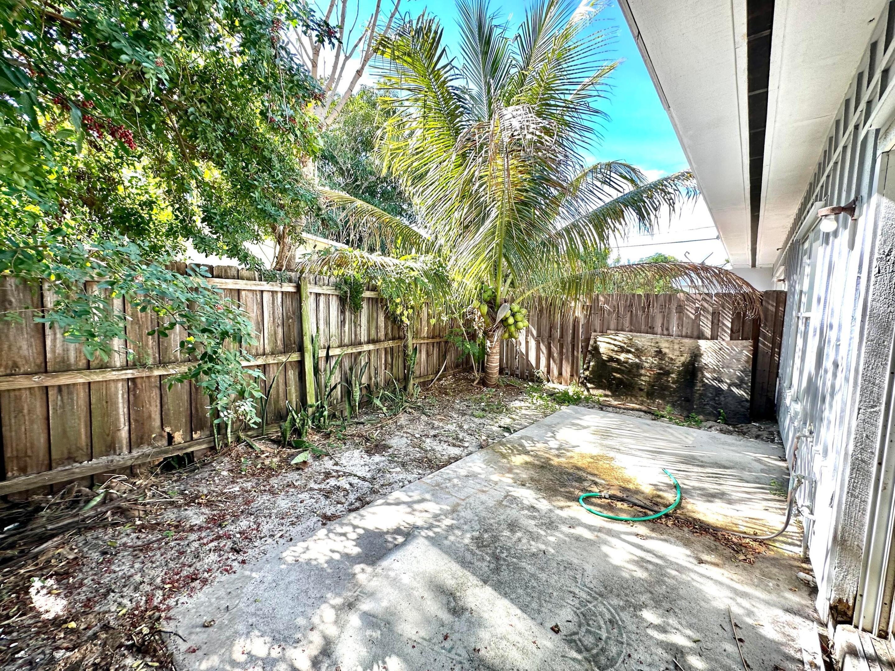 MANTYHARJU LANTANA - Residential Lease