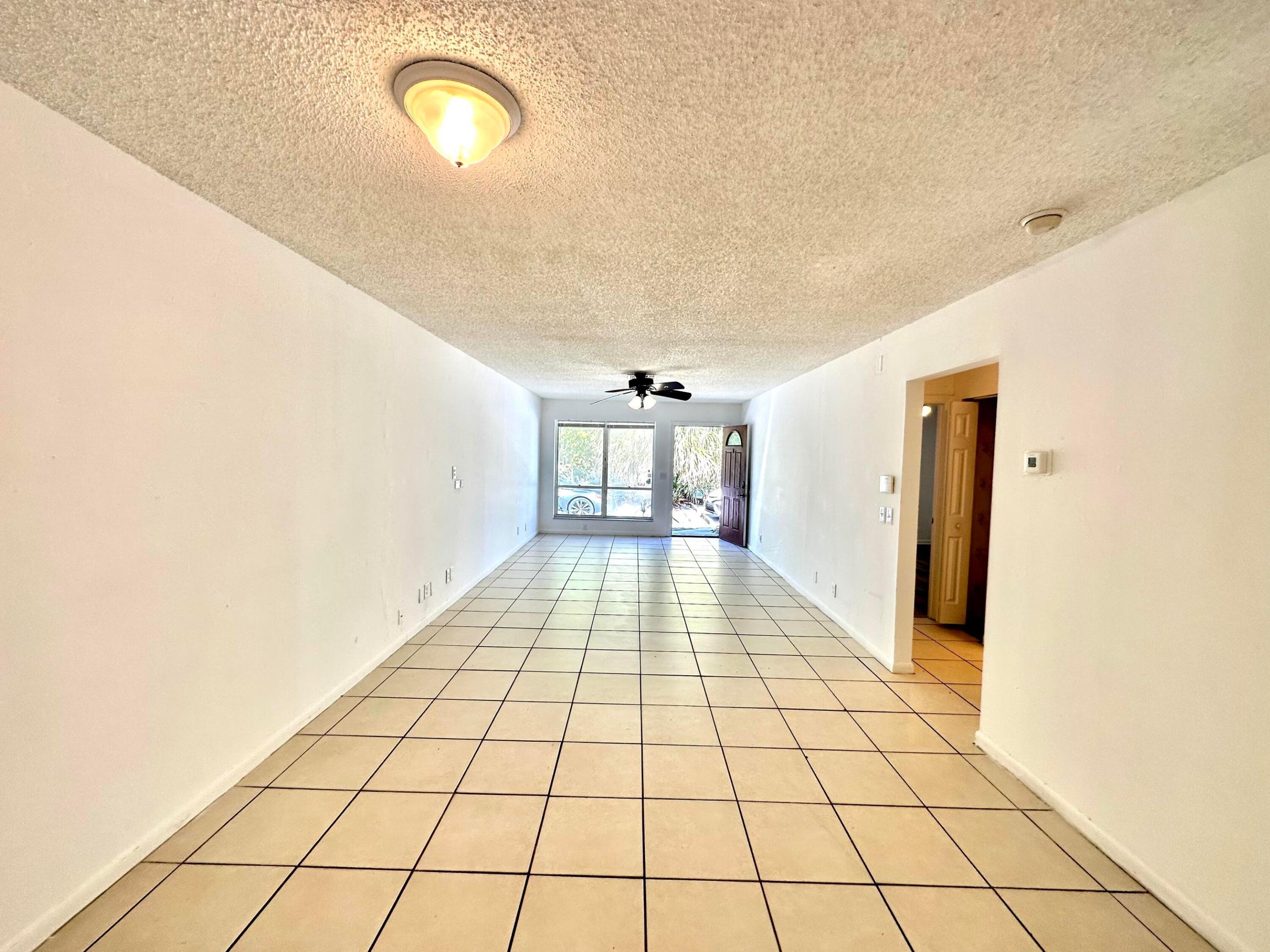 MANTYHARJU LANTANA - Residential Lease