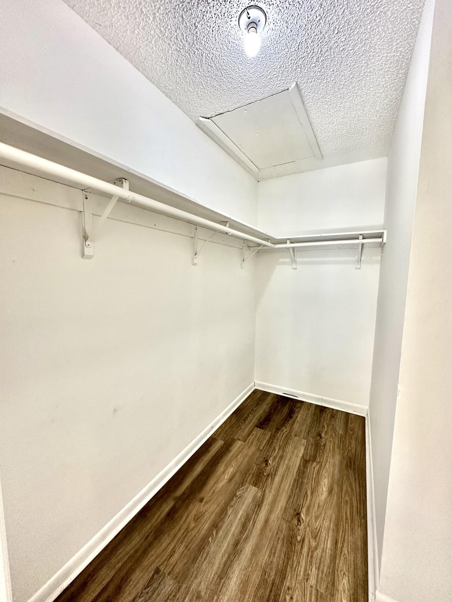 MANTYHARJU LANTANA - Residential Lease