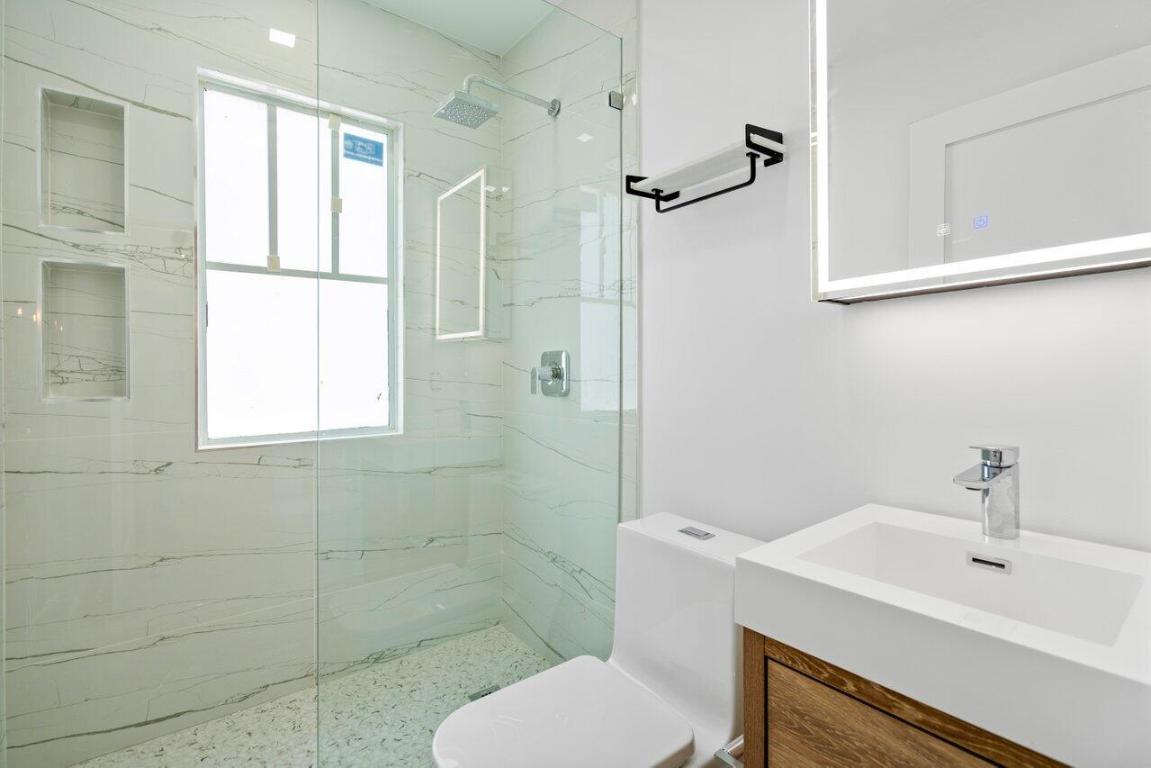 DEL IDA PARK IN - Residential Lease