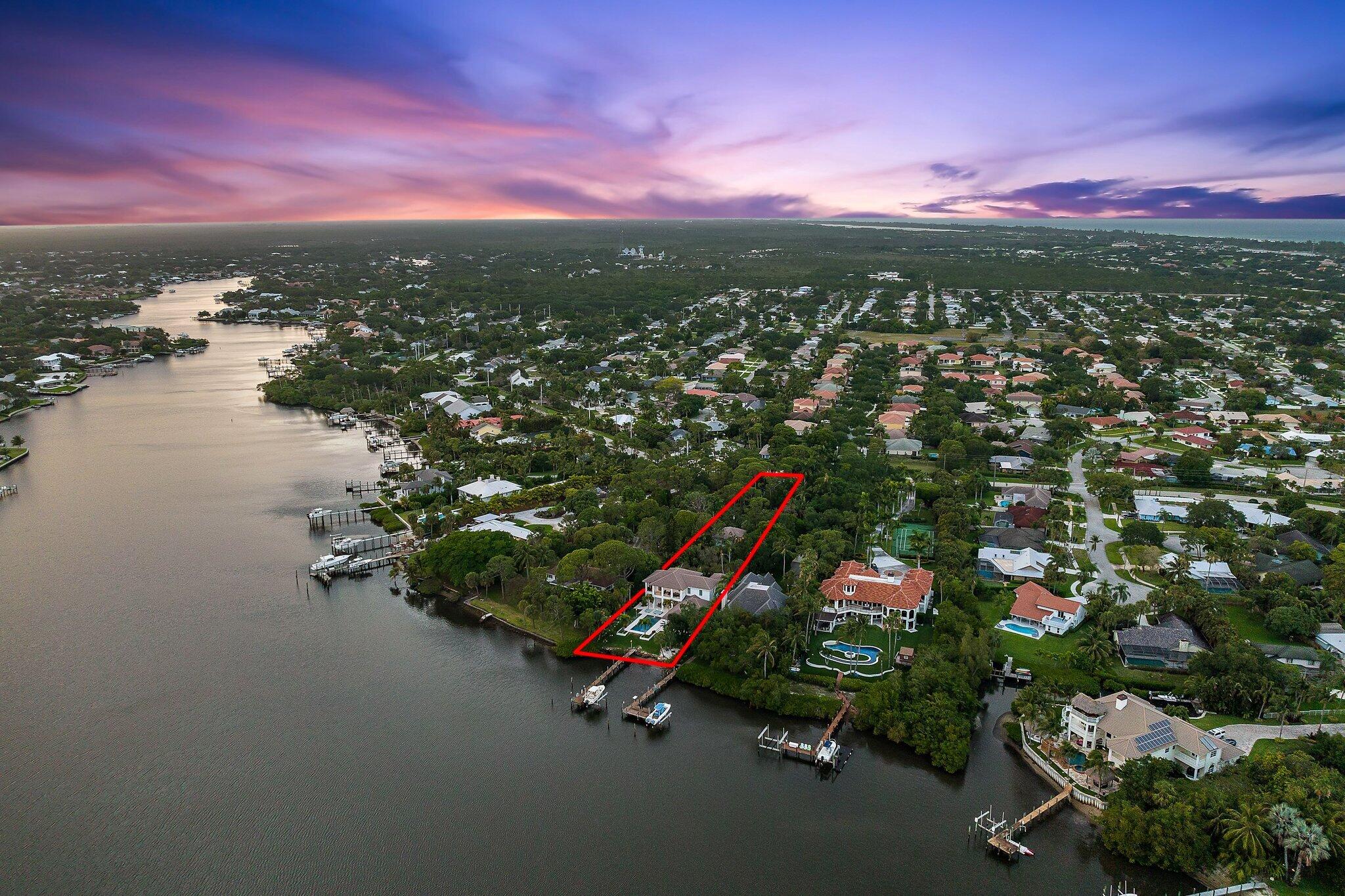 RIVERCREST - Residential