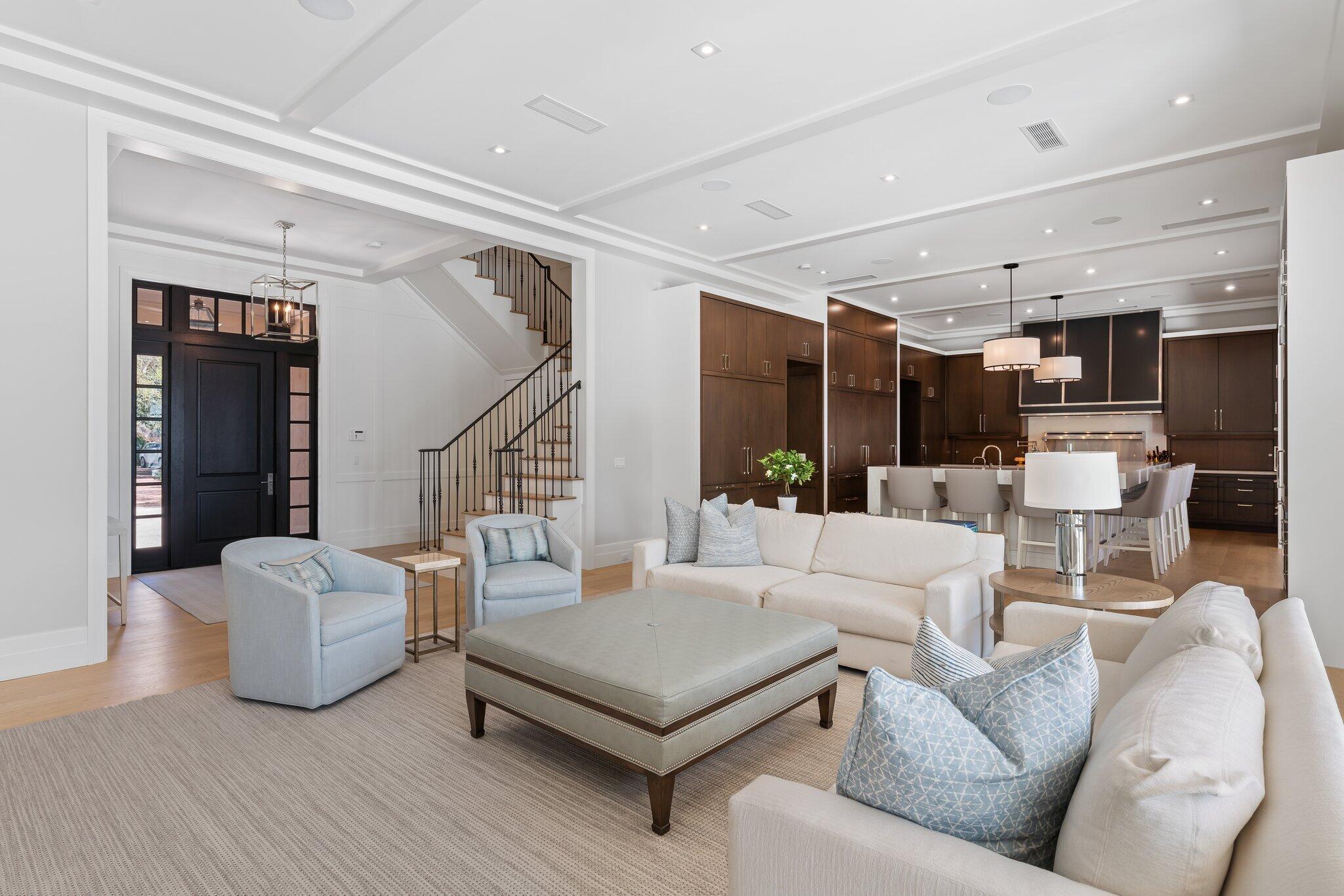 RIVERCREST - Residential