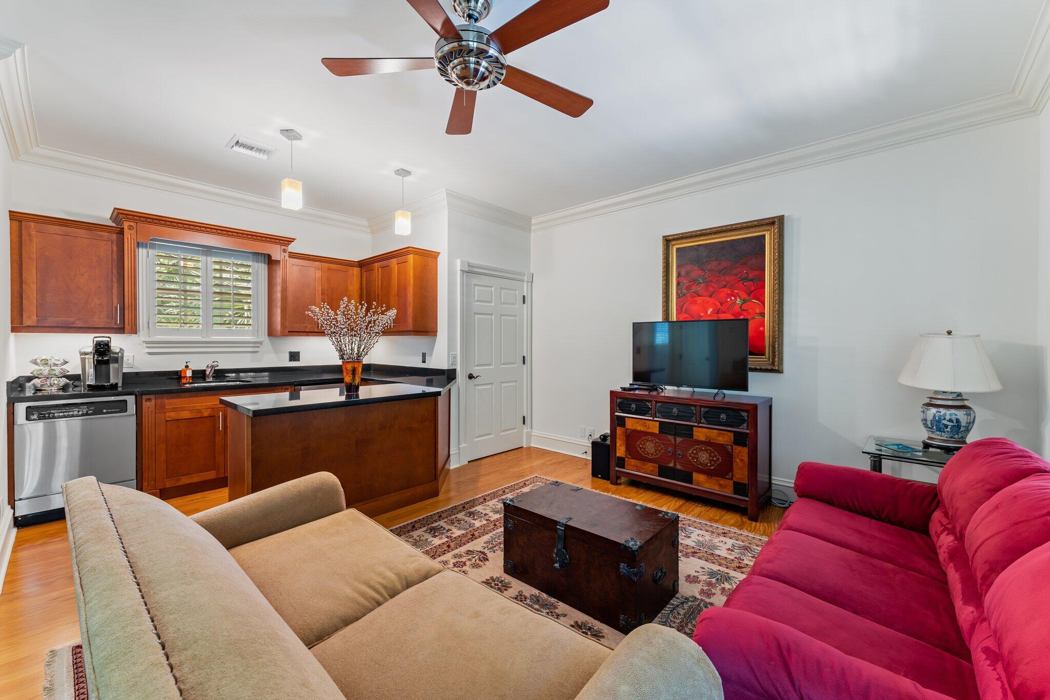 RIVERCREST - Residential