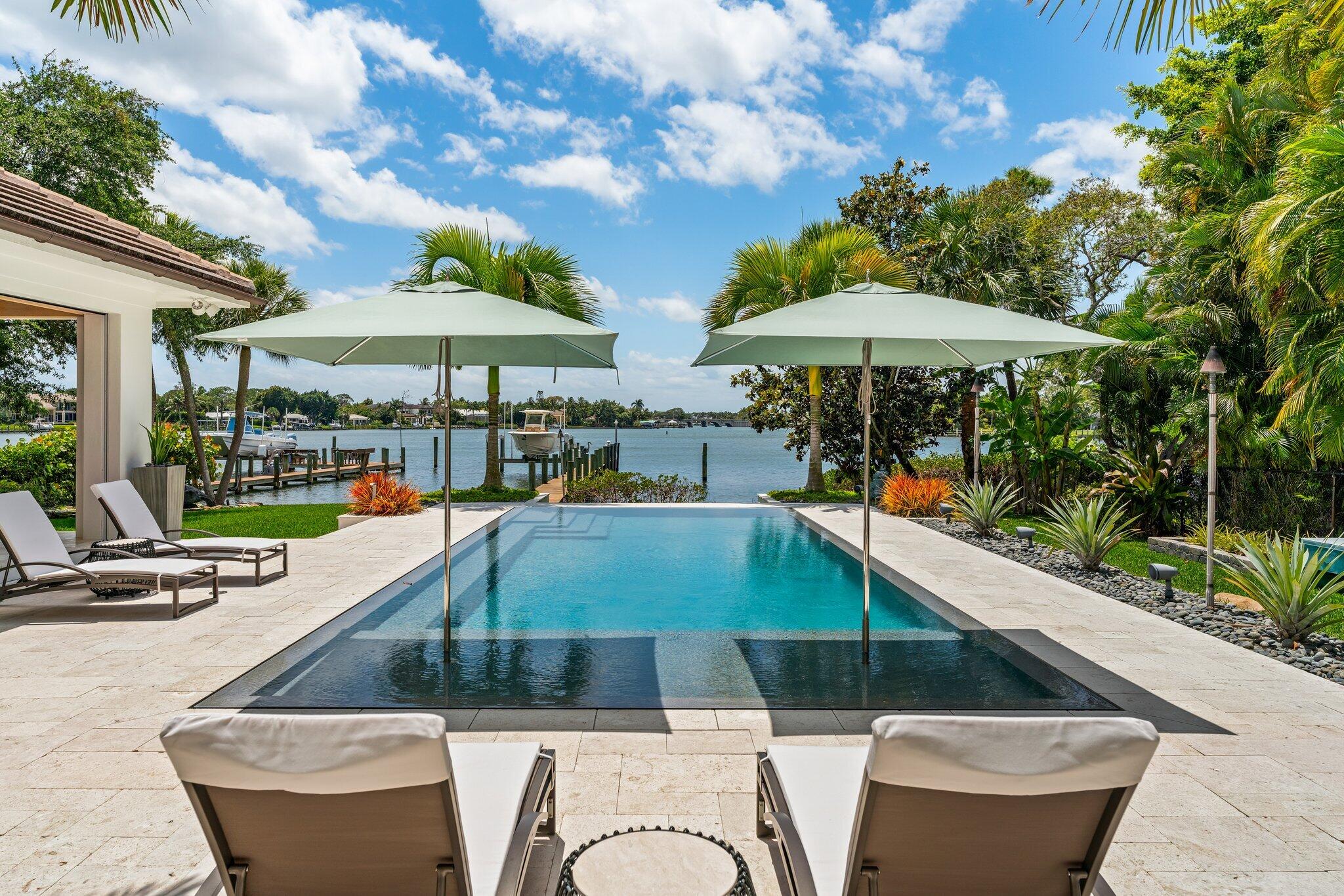 RIVERCREST - Residential