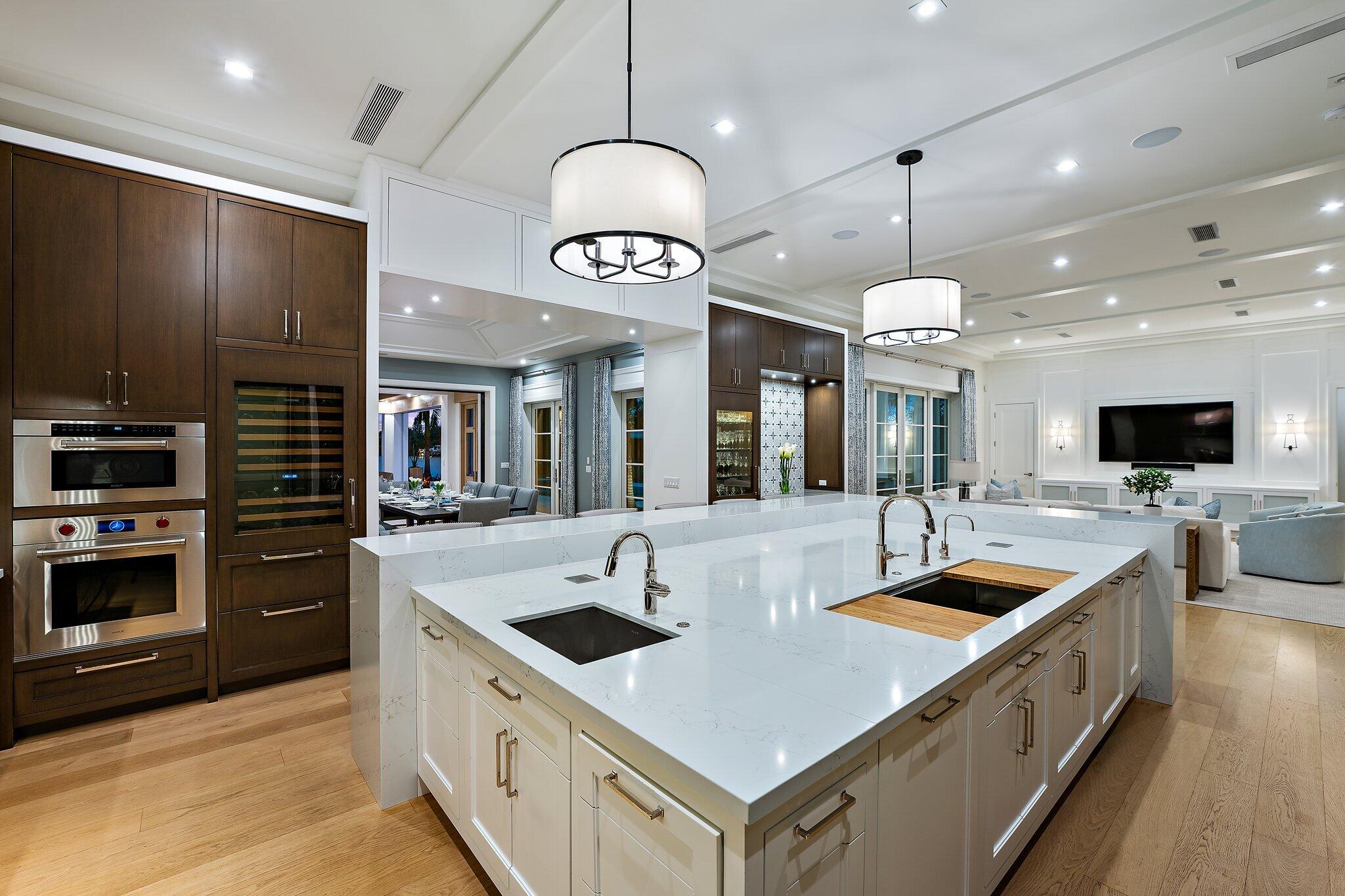 RIVERCREST - Residential