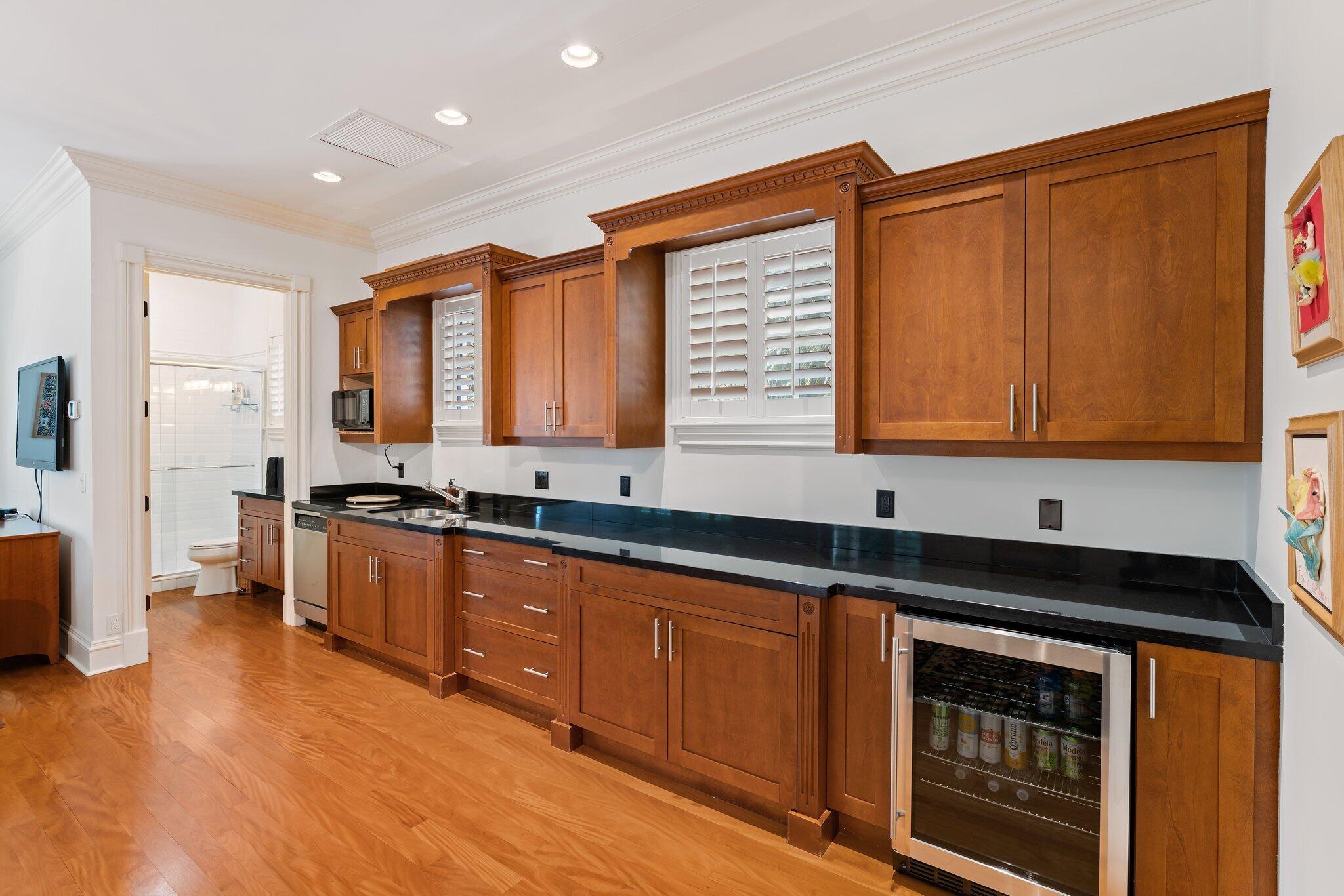 RIVERCREST - Residential