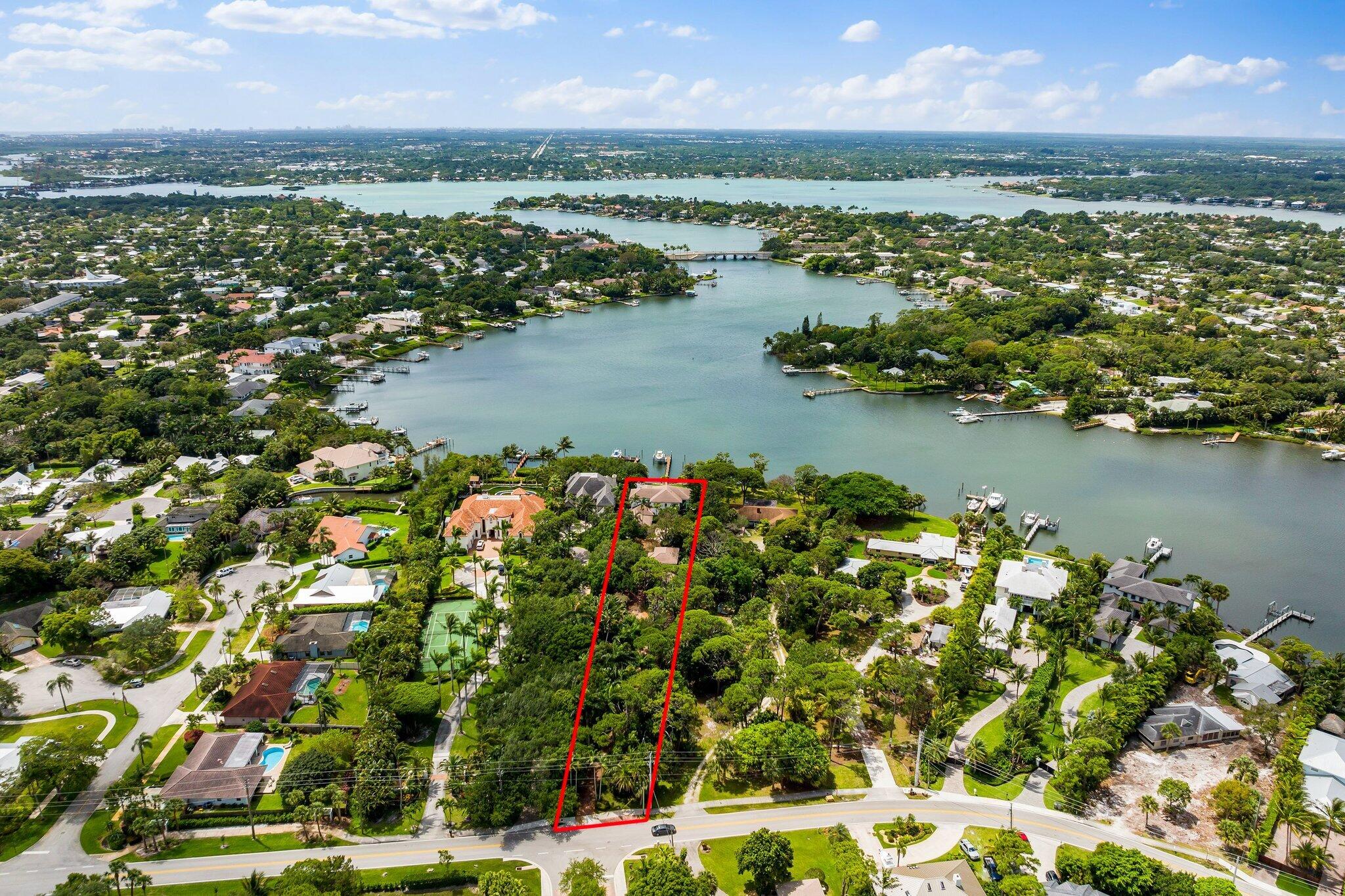 RIVERCREST - Residential