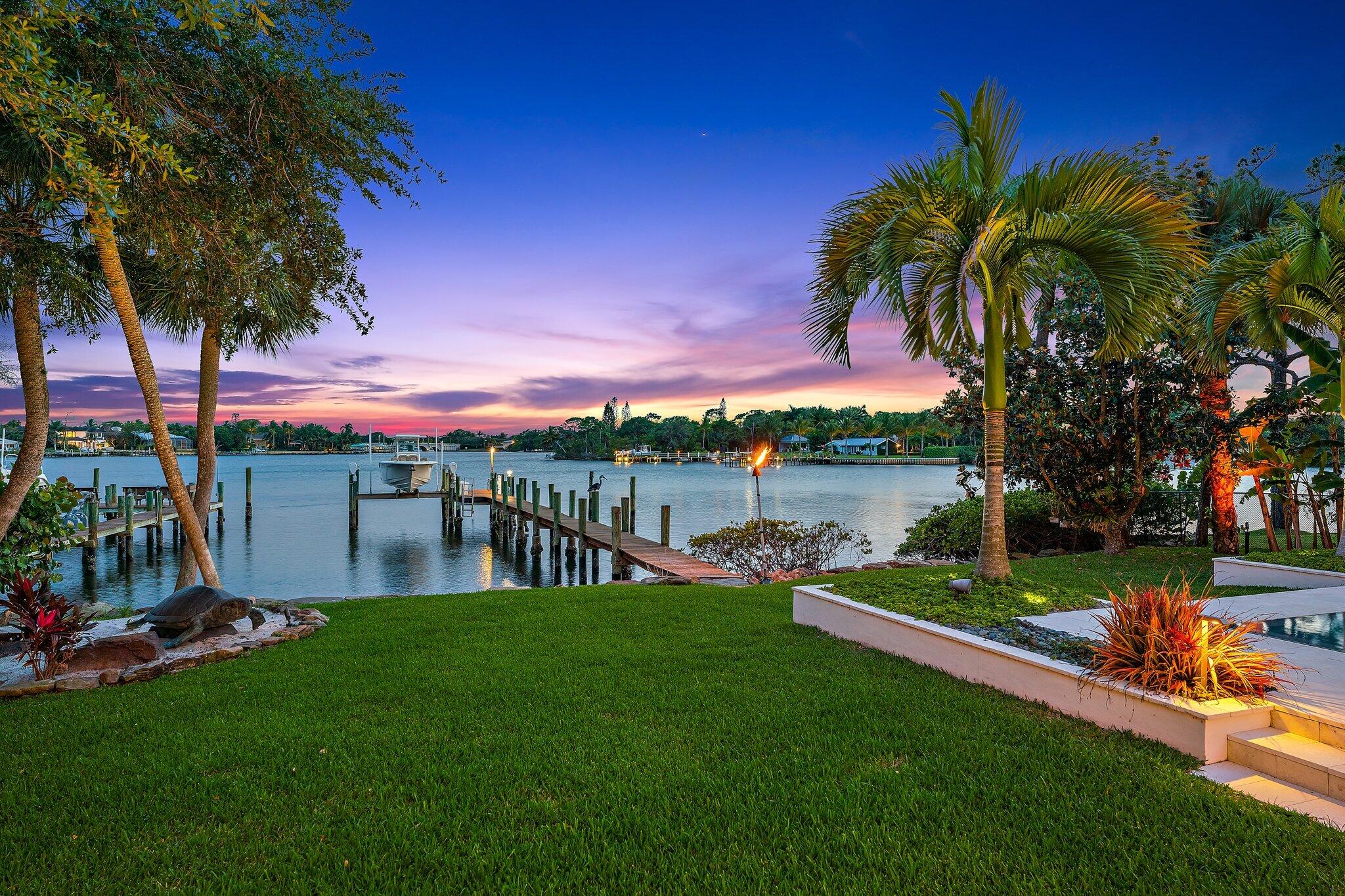 RIVERCREST - Residential