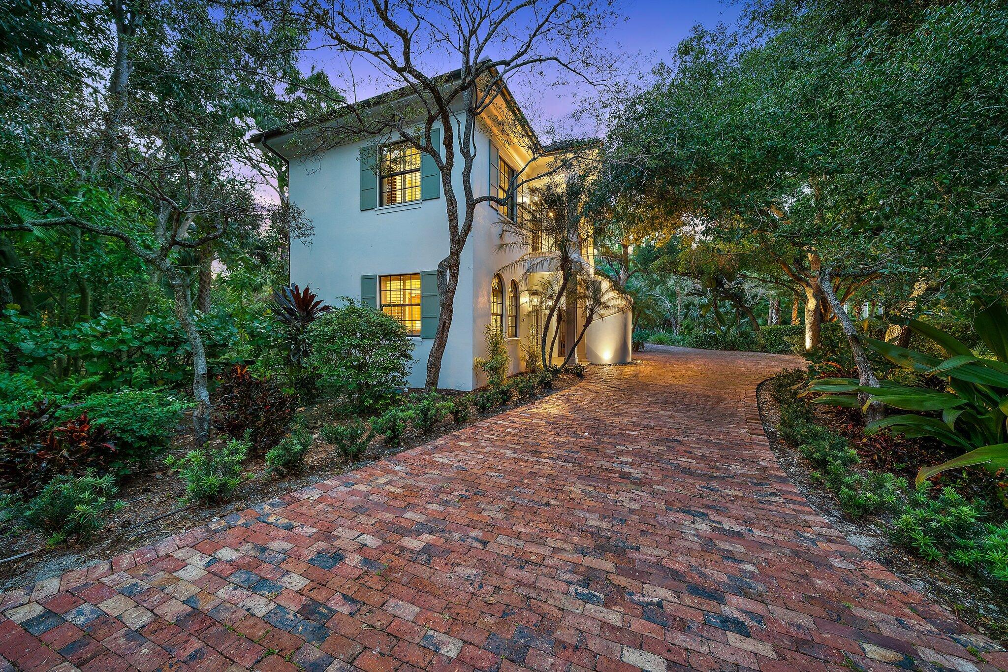 RIVERCREST - Residential