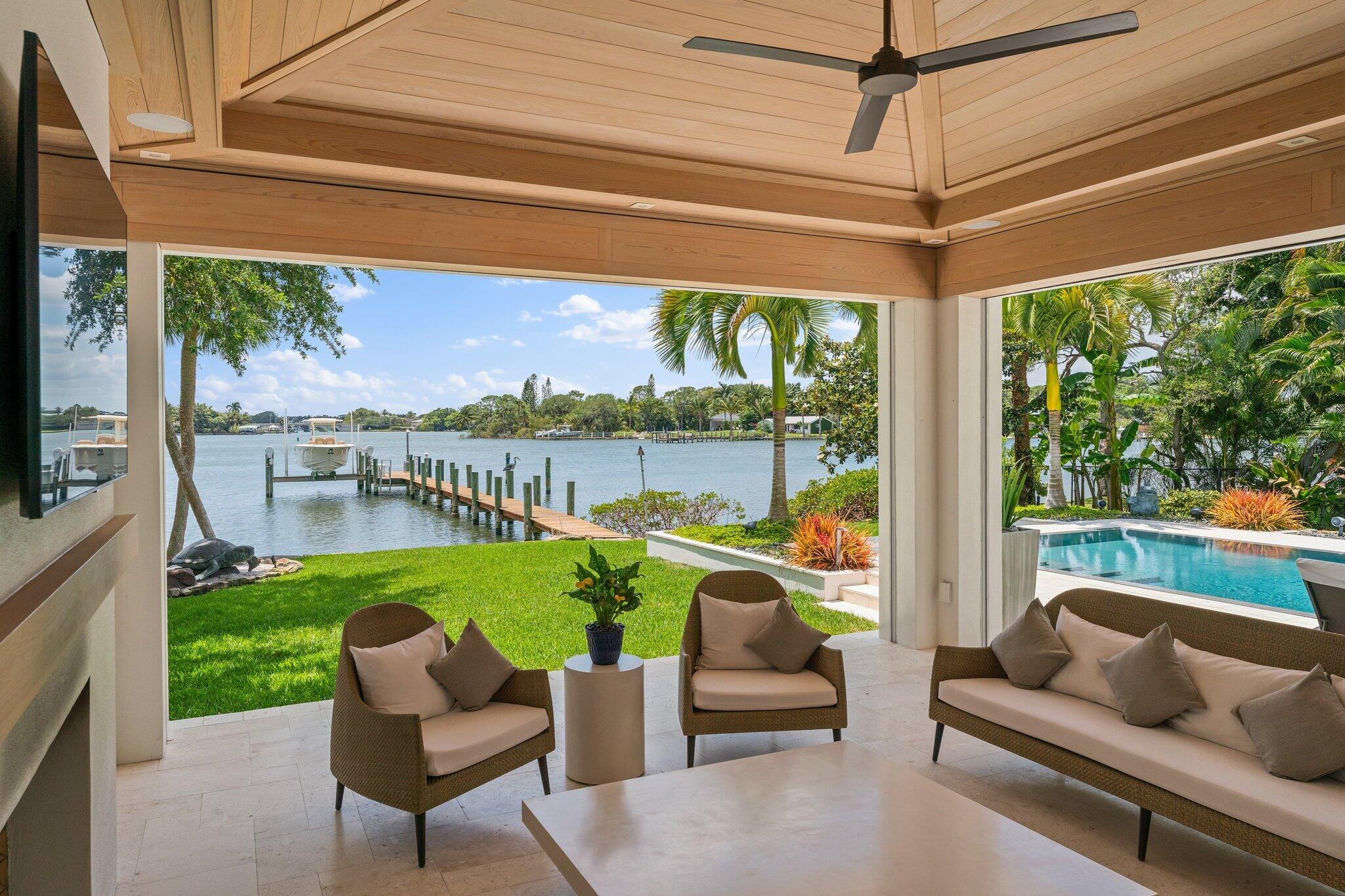 RIVERCREST - Residential