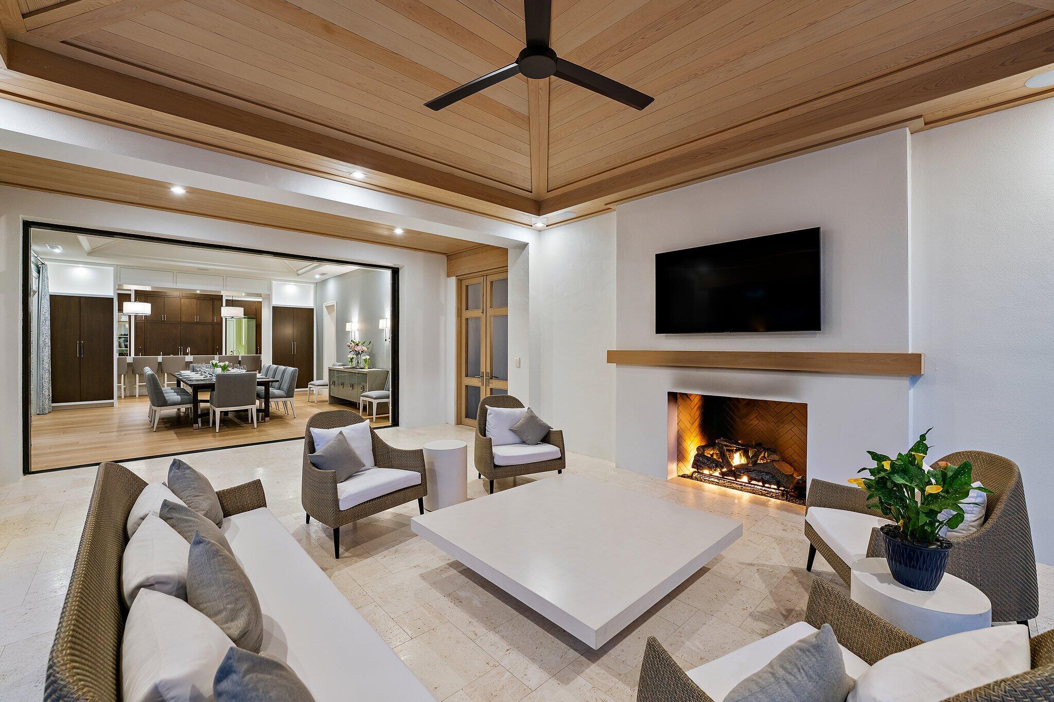 RIVERCREST - Residential