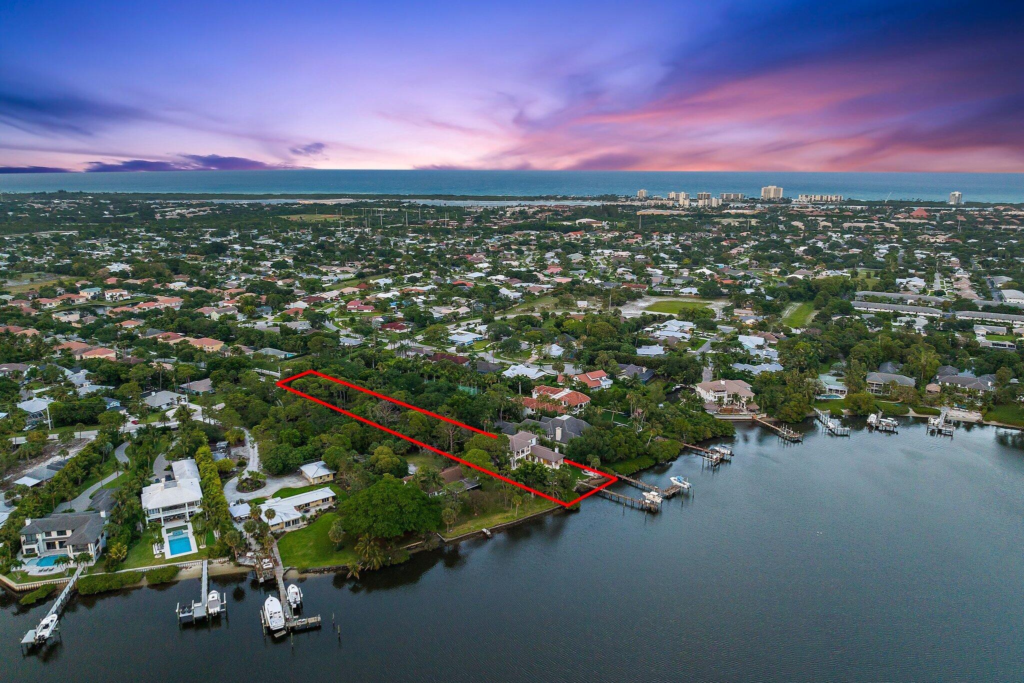 RIVERCREST - Residential