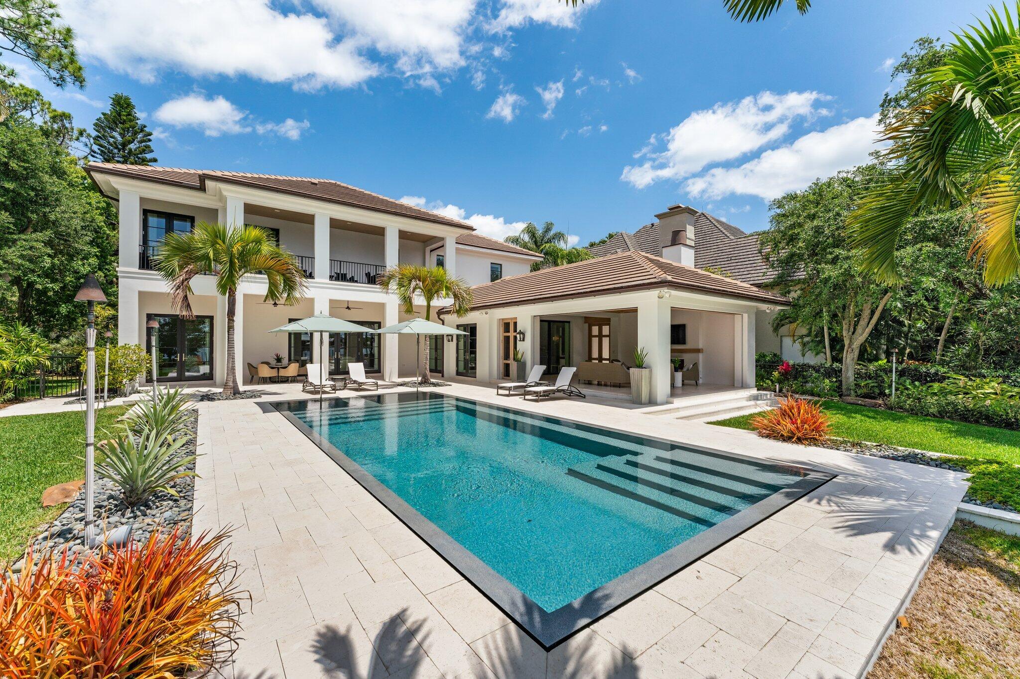 RIVERCREST - Residential