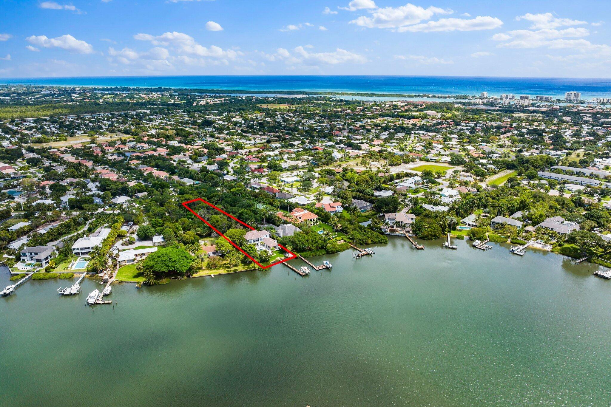 RIVERCREST - Residential