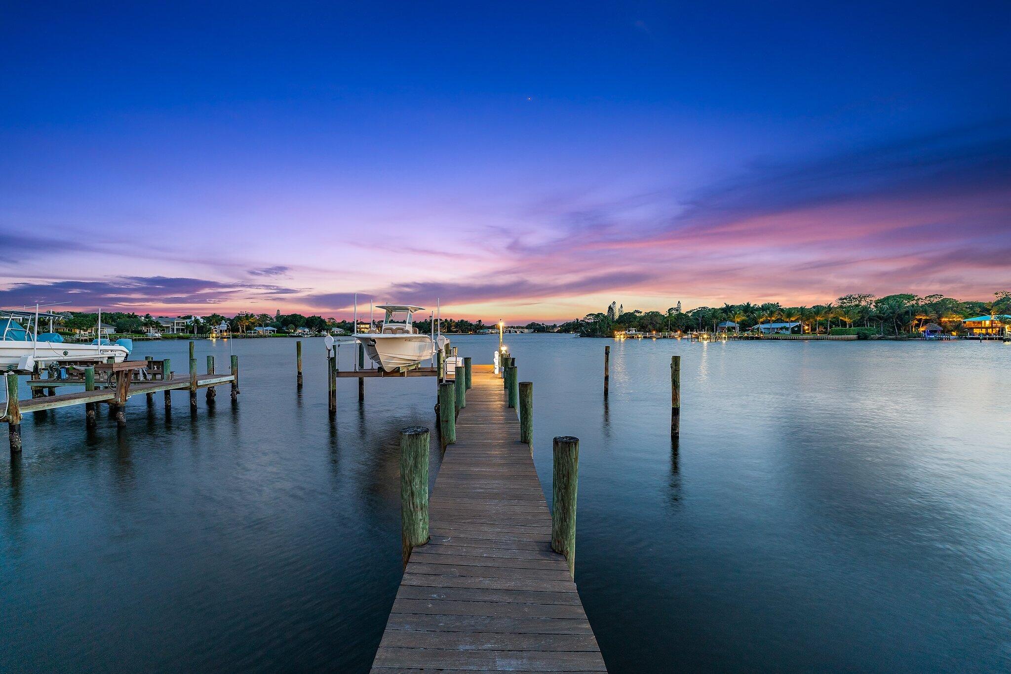 RIVERCREST - Residential