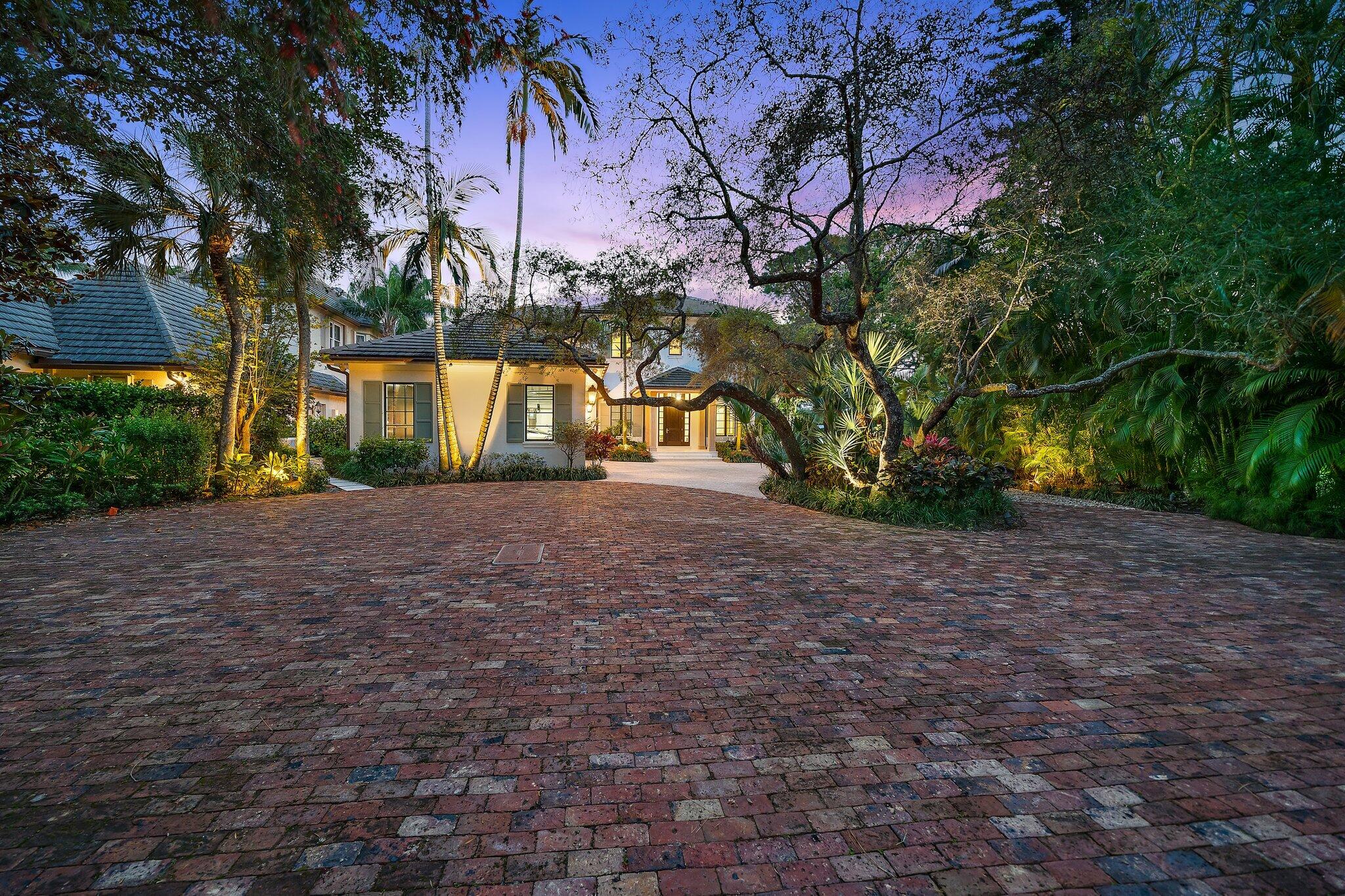 RIVERCREST - Residential