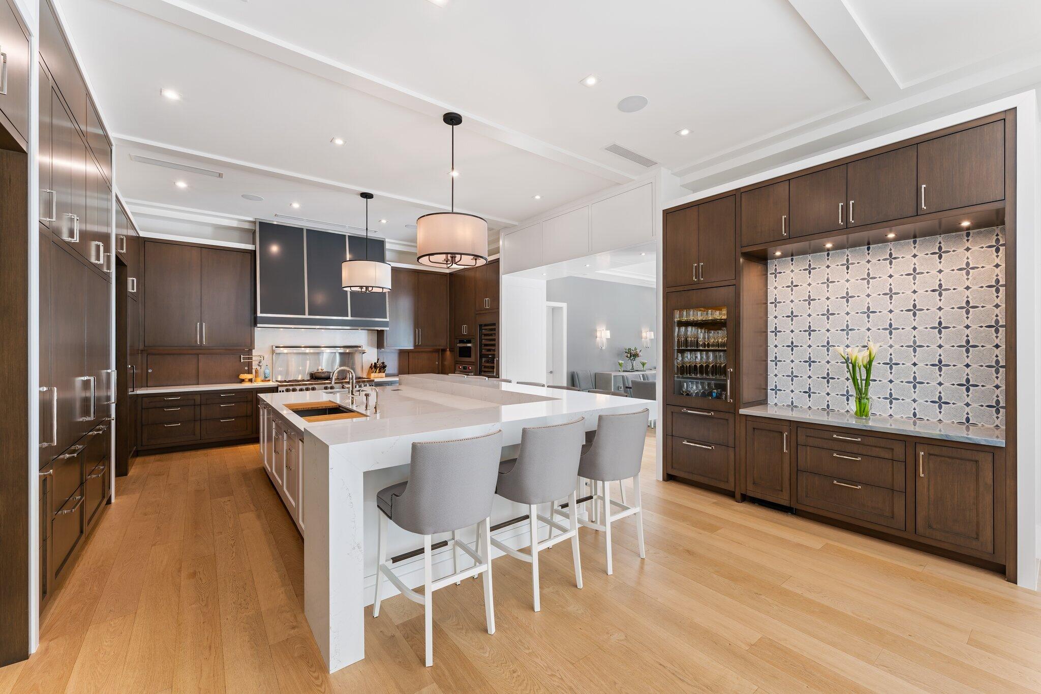 RIVERCREST - Residential