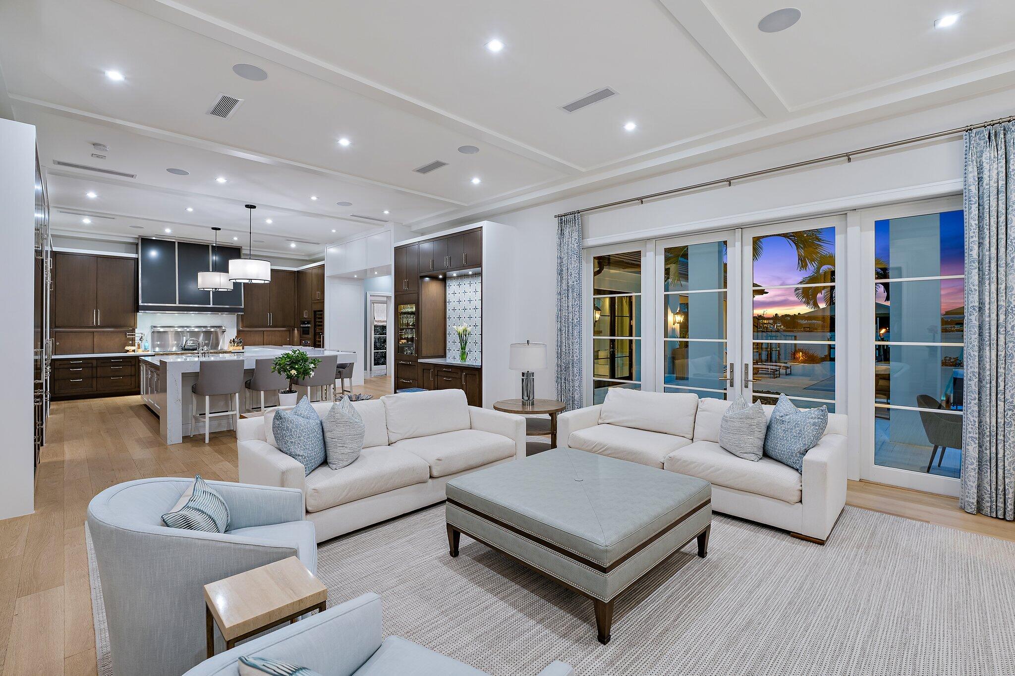 RIVERCREST - Residential