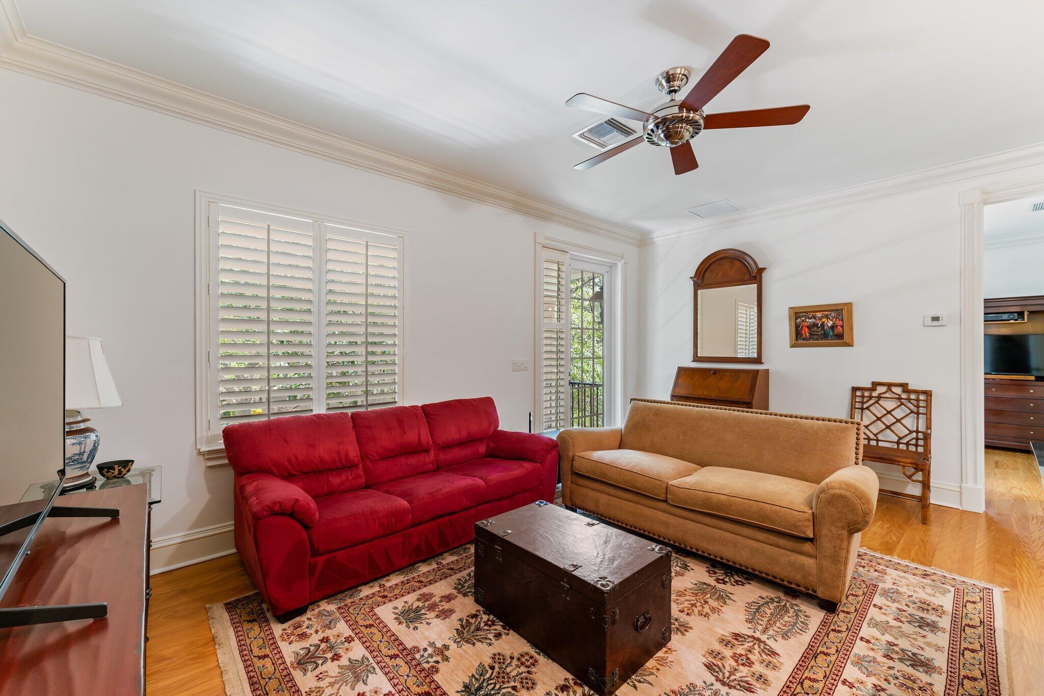 RIVERCREST - Residential