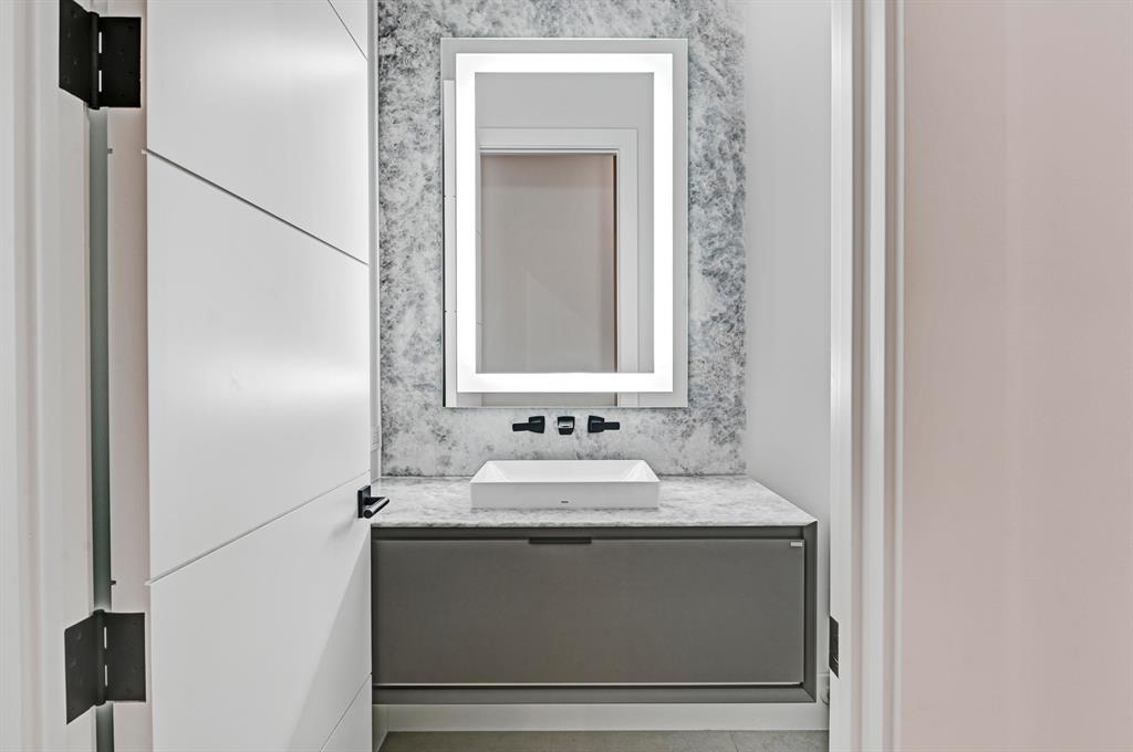 TROPIC ISLE 2ND SEC - Residential