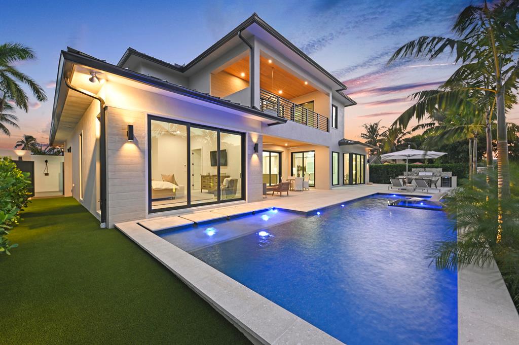 TROPIC ISLE 2ND SEC - Residential