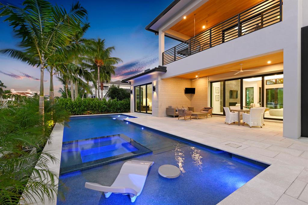 TROPIC ISLE 2ND SEC - Residential